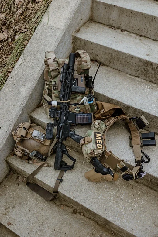 Plate carriers and range equipment
